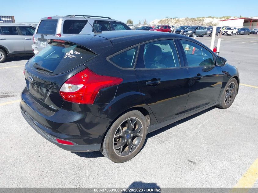 2014 FORD FOCUS SE - 1FADP3K24EL381179