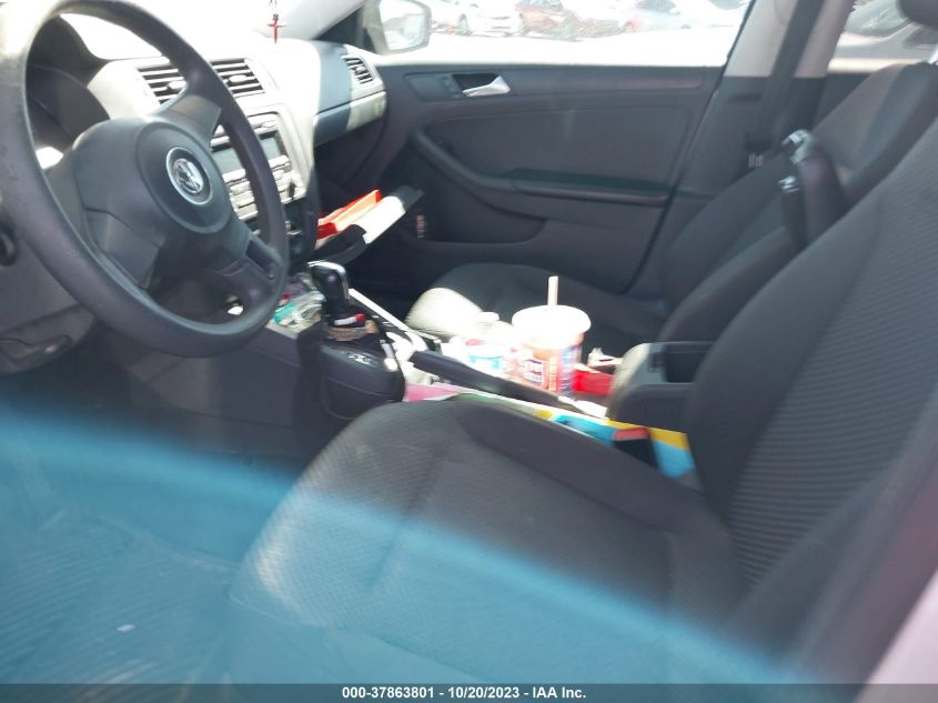 2014 VOLKSWAGEN JETTA SEDAN S - 3VW2K7AJ9EM315254