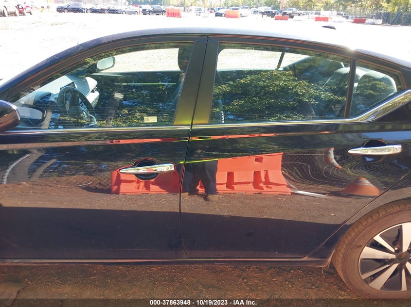 VIN 1N4BL4DV3MN303060 2021 NISSAN ALTIMA 2.5 SV