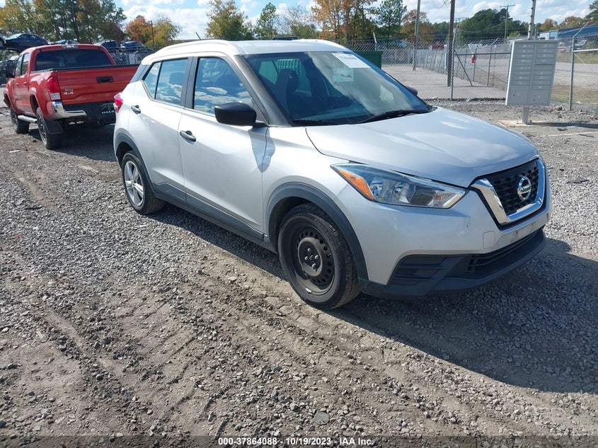 VIN 3N1CP5CU4KL499527 2019 NISSAN KICKS S