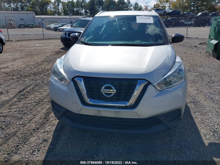 VIN 3N1CP5CU4KL499527 2019 NISSAN KICKS S