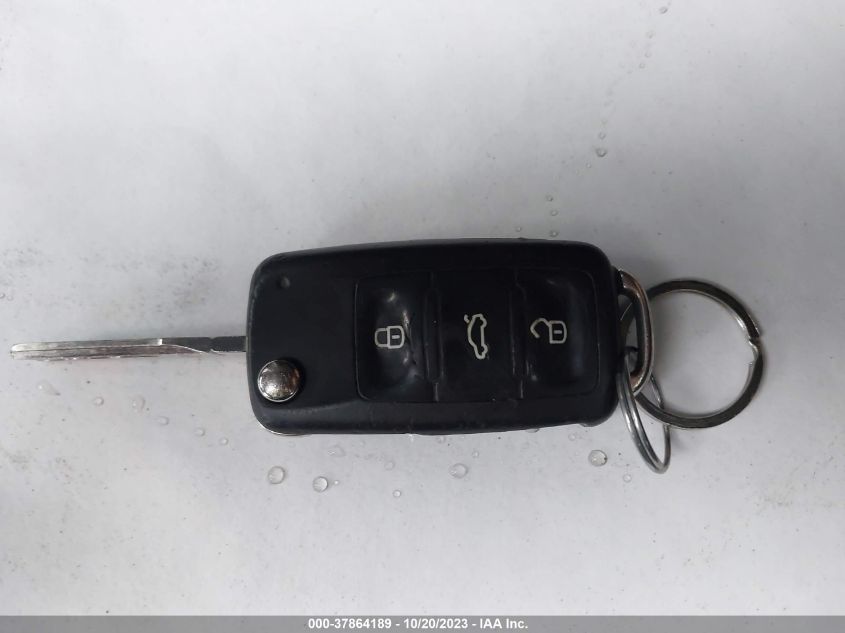 2014 VOLKSWAGEN JETTA SEDAN SE W/CONNECTIVITY 3VWD17AJ4EM279145