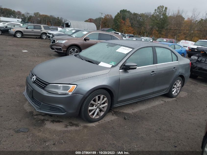 2014 VOLKSWAGEN JETTA SEDAN SE W/CONNECTIVITY 3VWD17AJ4EM279145