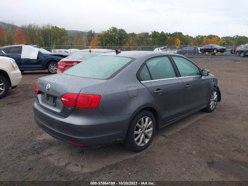 2014 VOLKSWAGEN JETTA SEDAN SE W/CONNECTIVITY 3VWD17AJ4EM279145