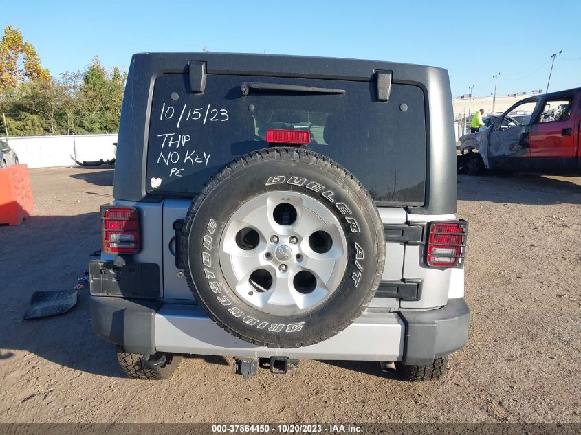 2015 JEEP WRANGLER UNLIMITED SAHARA - 1C4BJWEG5FL530955