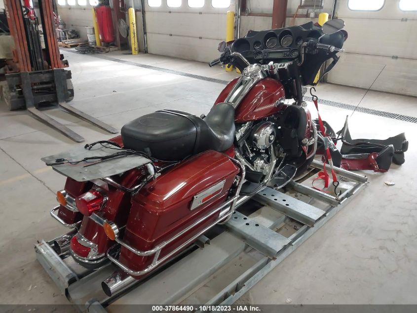 2010 HARLEY-DAVIDSON FLHTCU - 1HD1FC41XAB649087