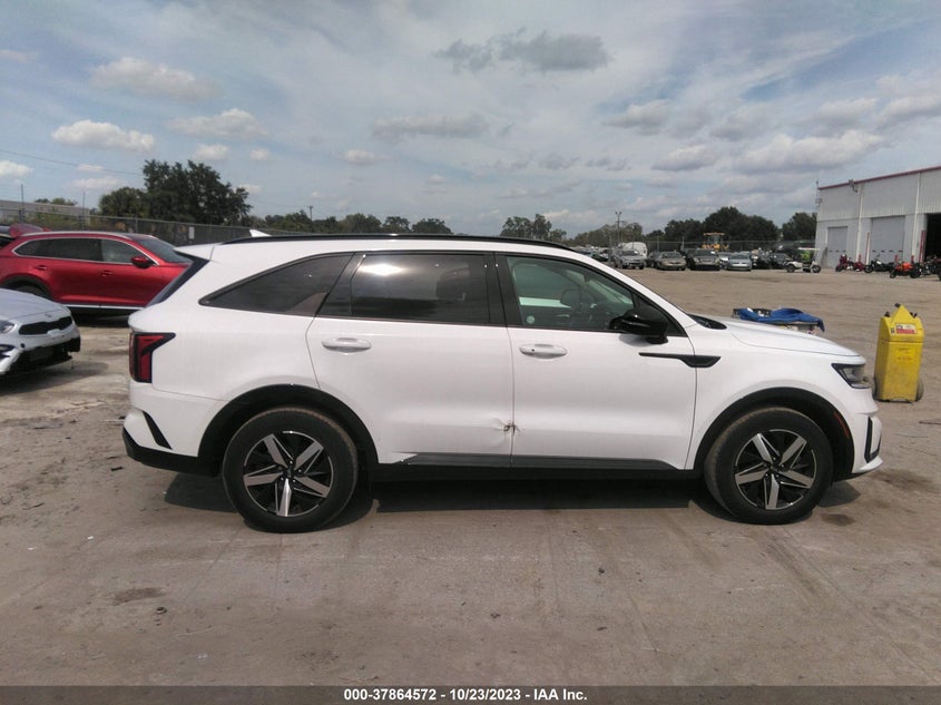 VIN 5XYRL4LC8MG052682 2021 KIA SORENTO S
