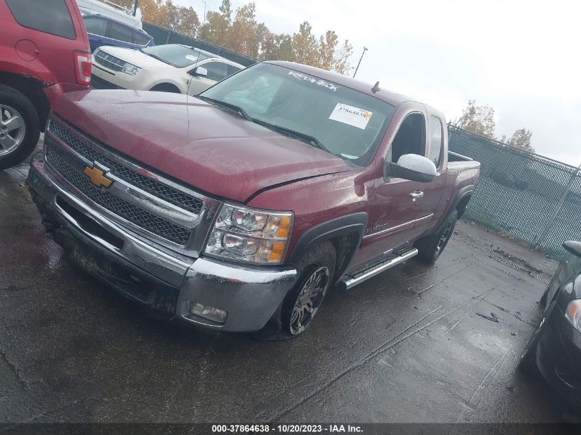 2013 CHEVROLET SILVERADO 1500 LT - 1GCRKSE79DZ220547