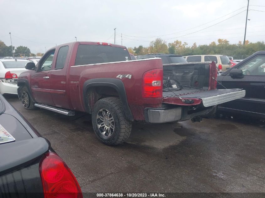 2013 CHEVROLET SILVERADO 1500 LT - 1GCRKSE79DZ220547