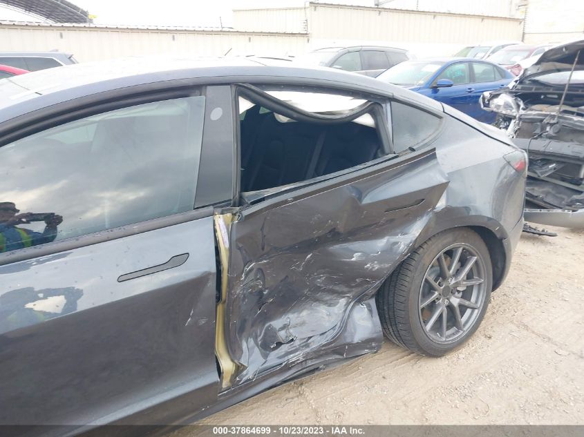 2022 TESLA MODEL 3 - 5YJ3E1EB1NF107324