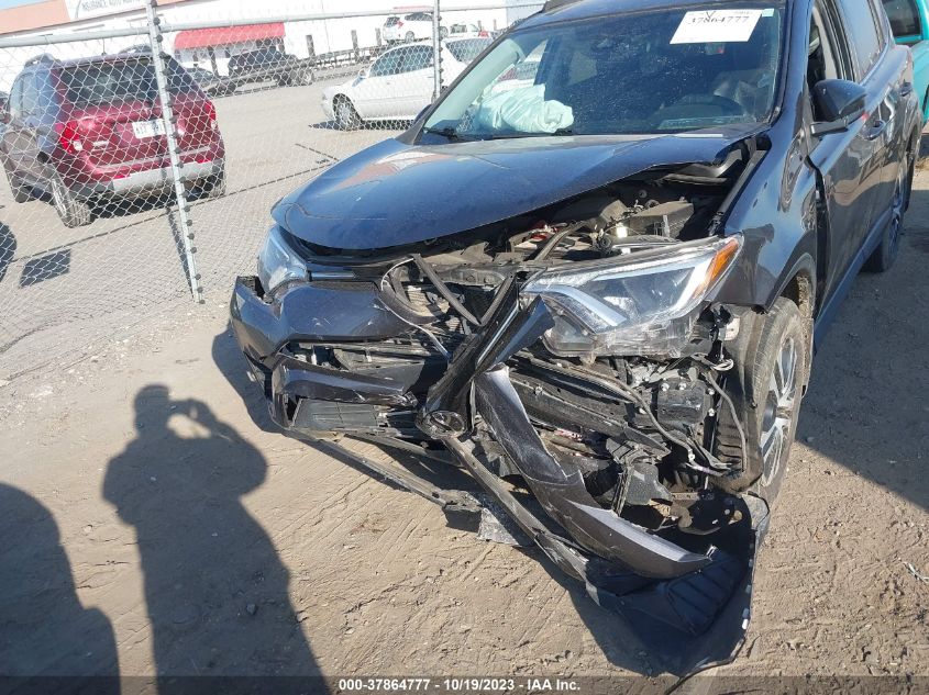 2018 TOYOTA RAV4 LE - JTMZFREV7JJ162685