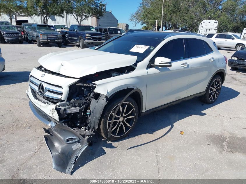 2015 MERCEDES-BENZ GLA 250 WDCTG4EB0FJ148527