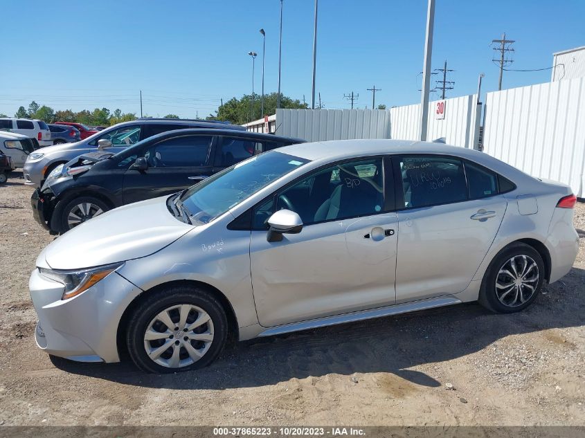 5YFEPMAE9MP223944 Toyota Corolla LE 15