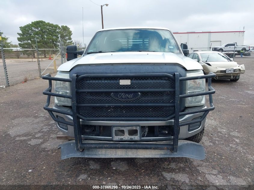 2015 FORD SUPER DUTY F-250 SRW LARIAT/PLATINUM - 1FT7W2B69FEA13240