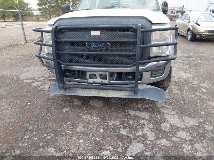 2015 FORD SUPER DUTY F-250 SRW LARIAT/PLATINUM - 1FT7W2B69FEA13240