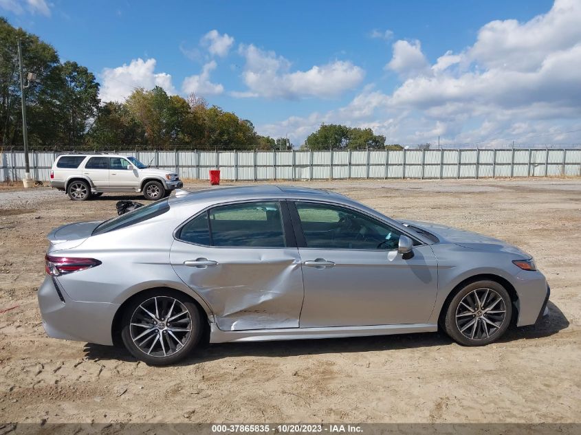2021 TOYOTA CAMRY SE - 4T1G11AK4MU524036