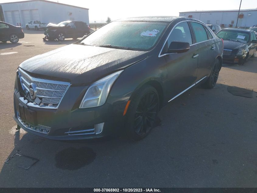 2013 CADILLAC XTS PLATINUM - 2G61V5S38D9100856
