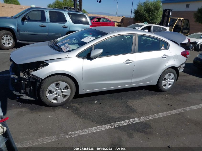 2018 KIA FORTE LX - 3KPFK4A77JE265613