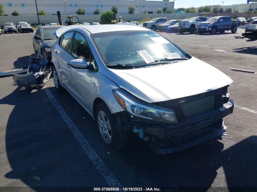 2018 KIA FORTE LX - 3KPFK4A77JE265613