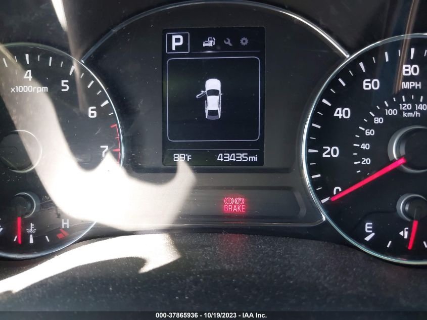 2018 KIA FORTE LX - 3KPFK4A77JE265613