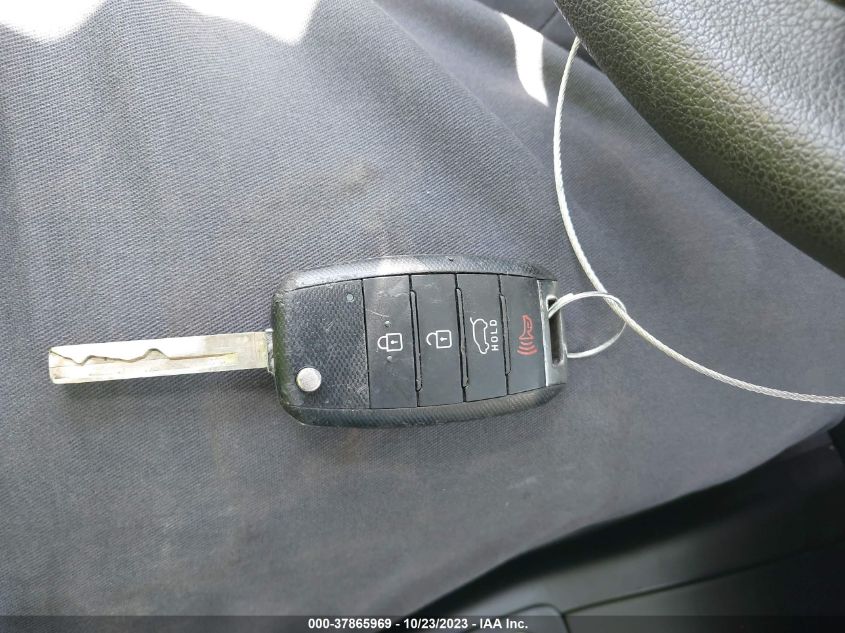 2019 KIA SORENTO LX - 5XYPG4A30KG541508