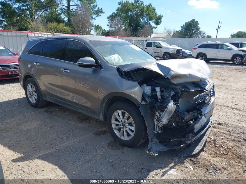 2019 KIA SORENTO LX - 5XYPG4A30KG541508