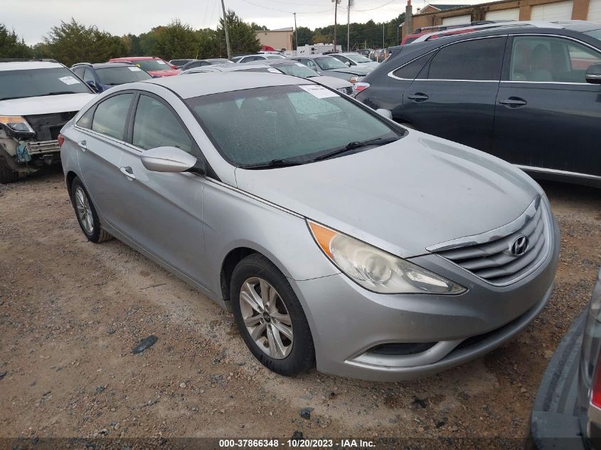 2013 HYUNDAI SONATA GLS - 5NPEB4AC6DH746137