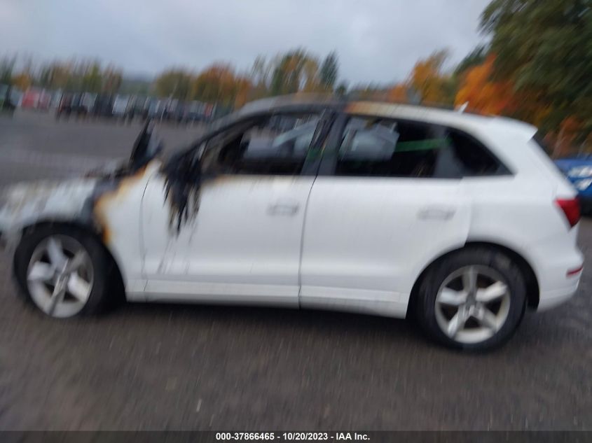 2016 AUDI Q5 PREMIUM - WA1C2AFP0GA018160