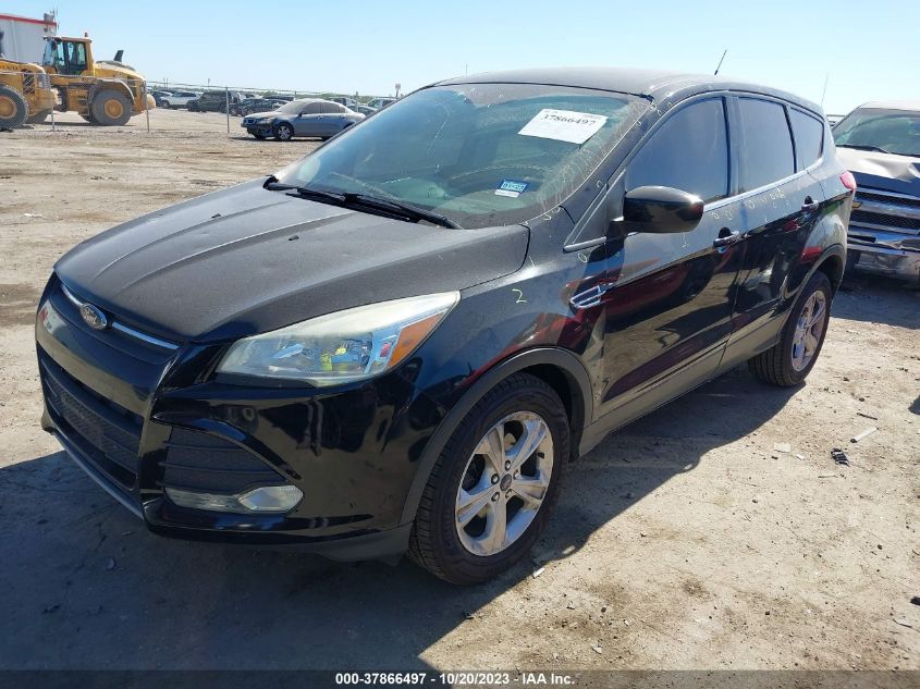 2016 FORD ESCAPE SE - 1FMCU0G96GUB40011