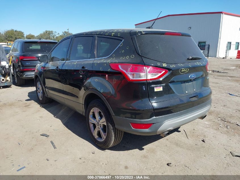 2016 FORD ESCAPE SE - 1FMCU0G96GUB40011