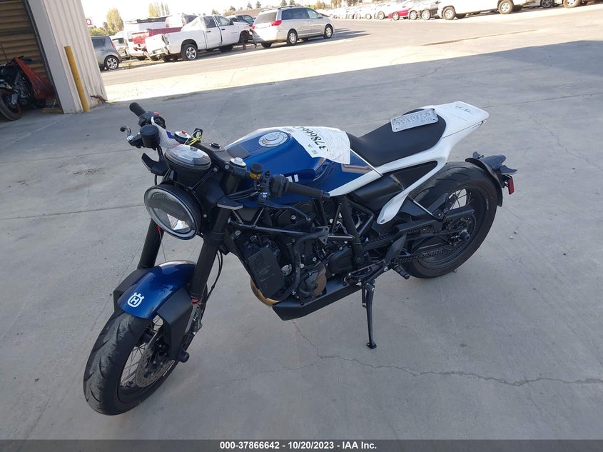 VIN VBKUPV401LM778565 2020 HUSQVARNA VITPILEN 701