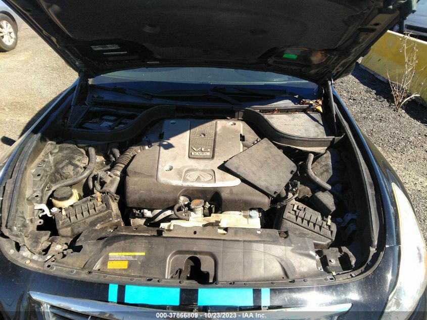 2015 INFINITI Q40 JN1CV6AP0FM501813