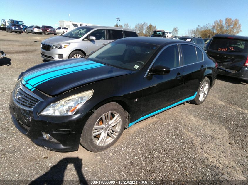 2015 INFINITI Q40 JN1CV6AP0FM501813