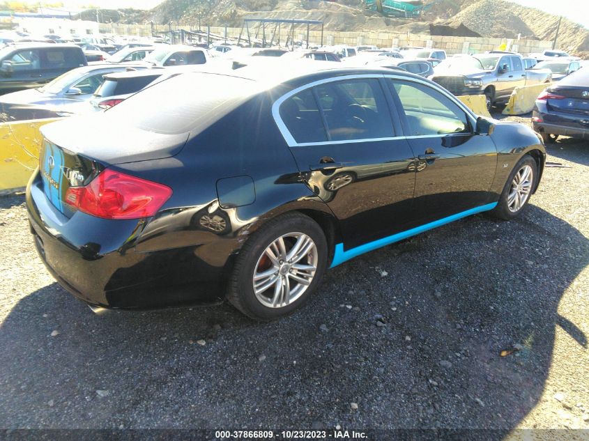 2015 INFINITI Q40 JN1CV6AP0FM501813