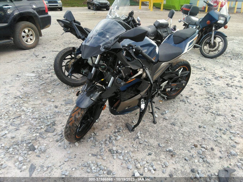 VIN JKAEXKG11PDAM4651 2023 KAWASAKI EX400