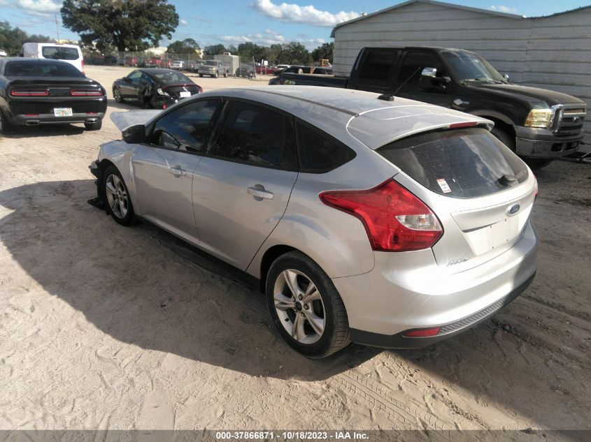 2014 FORD FOCUS SE - 1FADP3K24EL253900