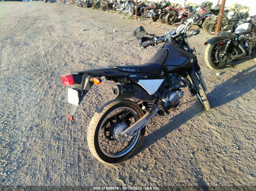2015 SUZUKI DR200 S - JS1SH42A2F2100851