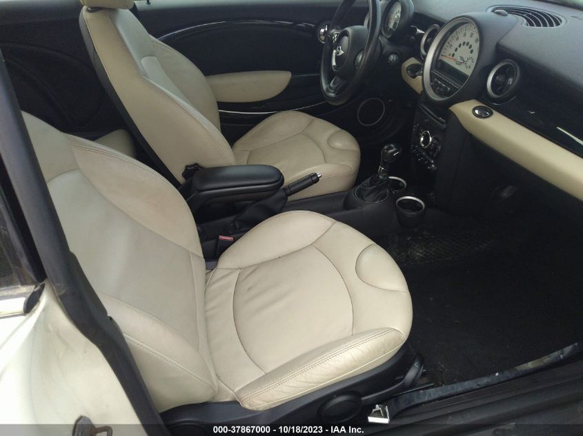 2013 MINI COOPER HARDTOP - WMWSU3C56DT677402