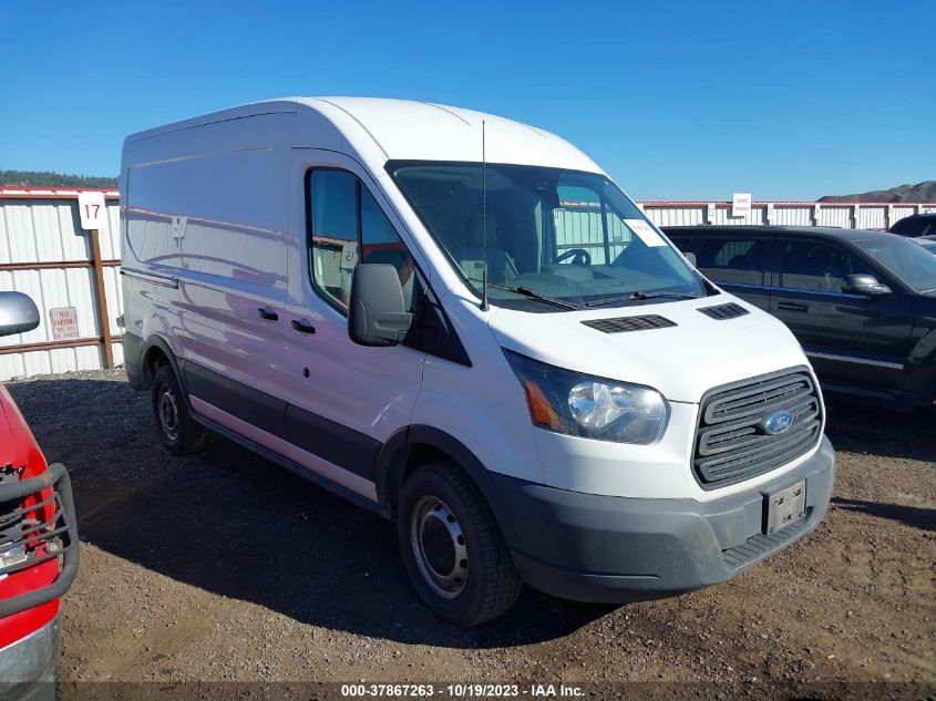 VIN 1FTYR1DG5JKA32244 2018 FORD TRANSIT VAN no.1