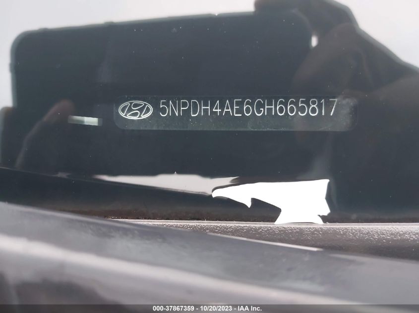 2016 HYUNDAI ELANTRA SE - 5NPDH4AE6GH665817