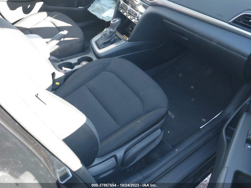 VIN KMHD84LF5KU763902 2019 HYUNDAI ELANTRA SEL/VALUE/LIMITED