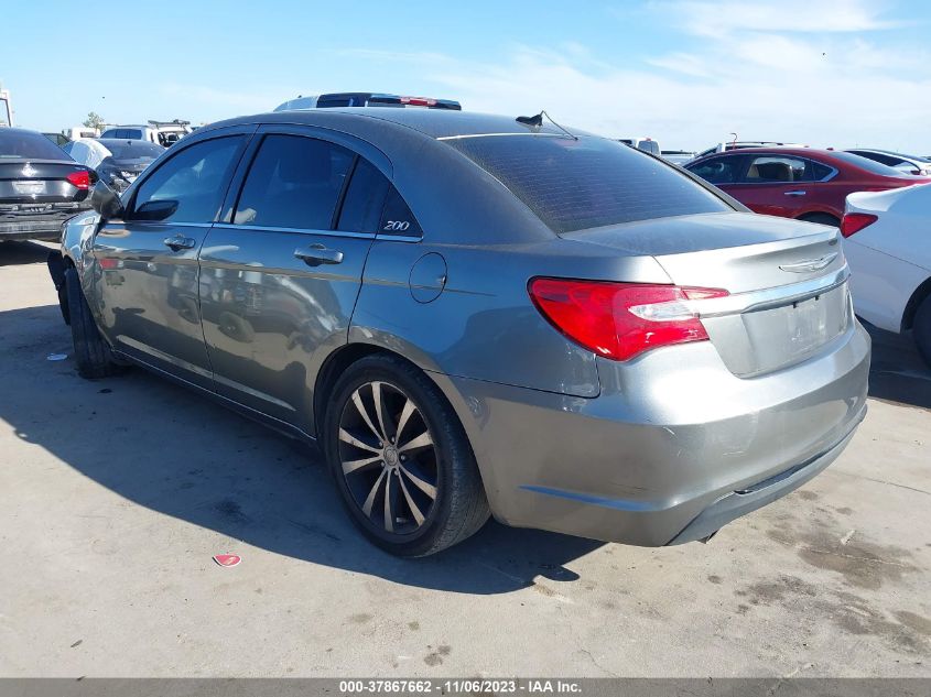 2013 CHRYSLER 200 TOURING - 1C3CCBBG4DN719856