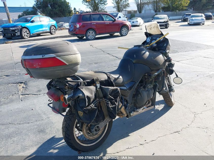 2000 TRIUMPH MOTORCYCLE TIGER SMT700EH8YJ092747