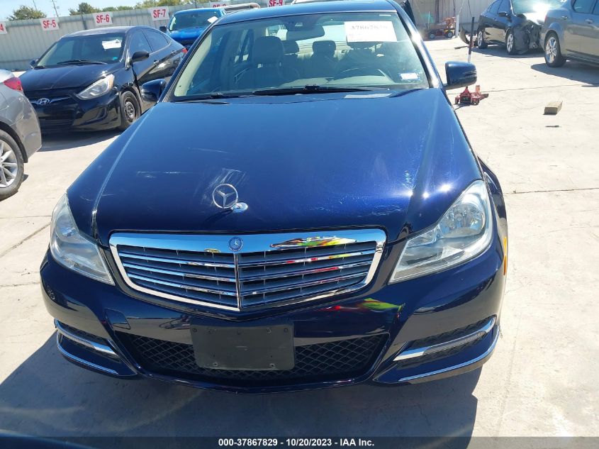 2014 MERCEDES-BENZ C 300 SPORT 4MATIC/LUXURY 4MATIC - WDDGF8AB0ER309391