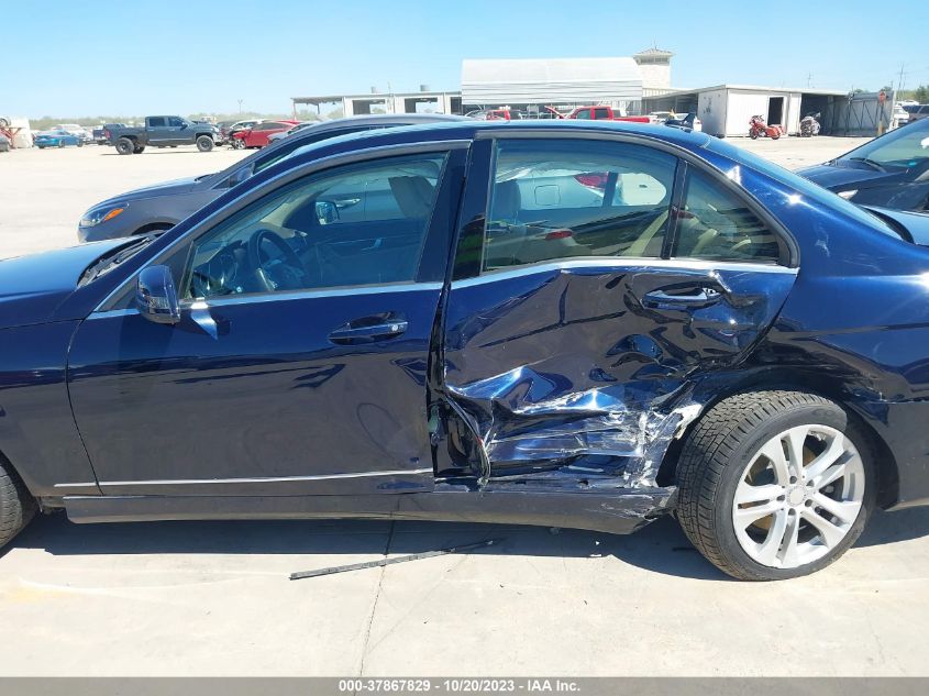 2014 MERCEDES-BENZ C 300 SPORT 4MATIC/LUXURY 4MATIC - WDDGF8AB0ER309391