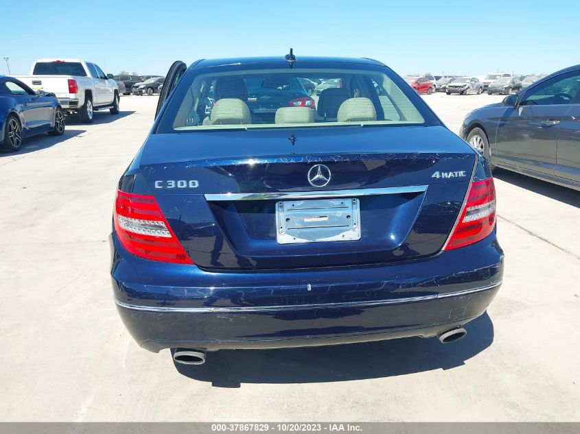 2014 MERCEDES-BENZ C 300 SPORT 4MATIC/LUXURY 4MATIC - WDDGF8AB0ER309391