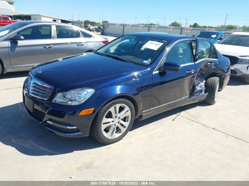 2014 MERCEDES-BENZ C 300 SPORT 4MATIC/LUXURY 4MATIC - WDDGF8AB0ER309391