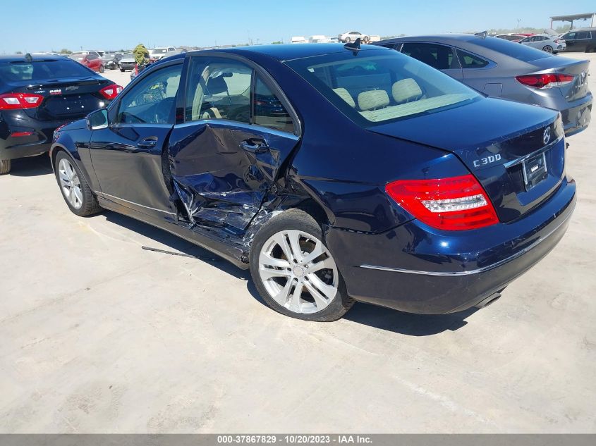 2014 MERCEDES-BENZ C 300 SPORT 4MATIC/LUXURY 4MATIC - WDDGF8AB0ER309391