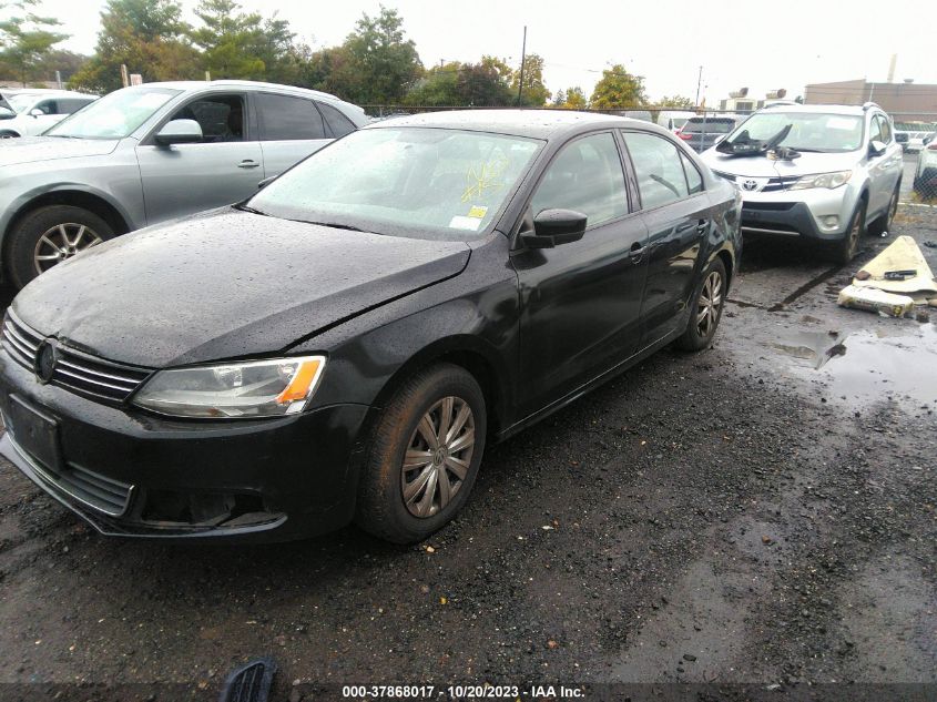 2013 VOLKSWAGEN JETTA SEDAN S 3VW2K7AJ3DM404090
