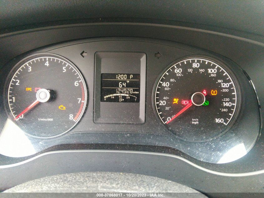 2013 VOLKSWAGEN JETTA SEDAN S 3VW2K7AJ3DM404090